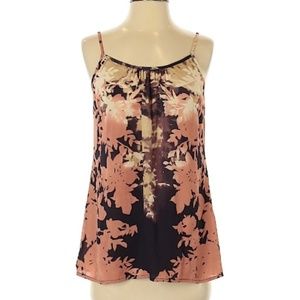 Cabi sleeveless  top sz xs